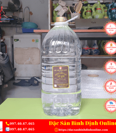 Rượu Đậu Xanh Bầu Đá Bình Định – Hương Vị Thanh Dịu Từ Làng Nghề Truyền Thống