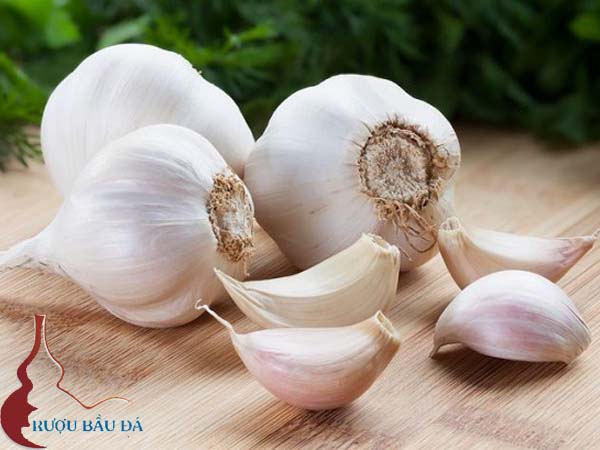 Các Dưỡng Chất Có Trong Tỏi Và Tác Dụng Chữa Bệnh Của Tỏi