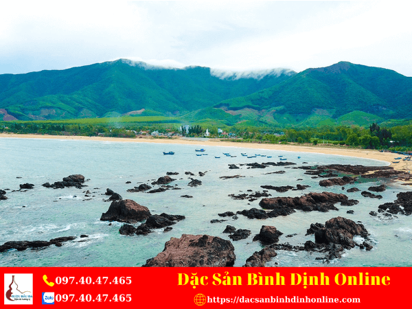 Khám Phá Vẻ Đẹp Hoang Sơ Của Gành Đá Lộ Diêu